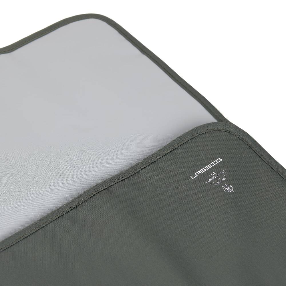Lässig Windeltasche - kleine Wickeltasche, Olive im Angebot