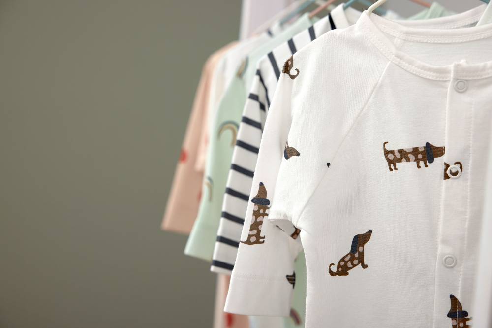 Lässig Baby Jumpsuit - Bio Baumwolle, Hund, Beige Letzte 2 Tage