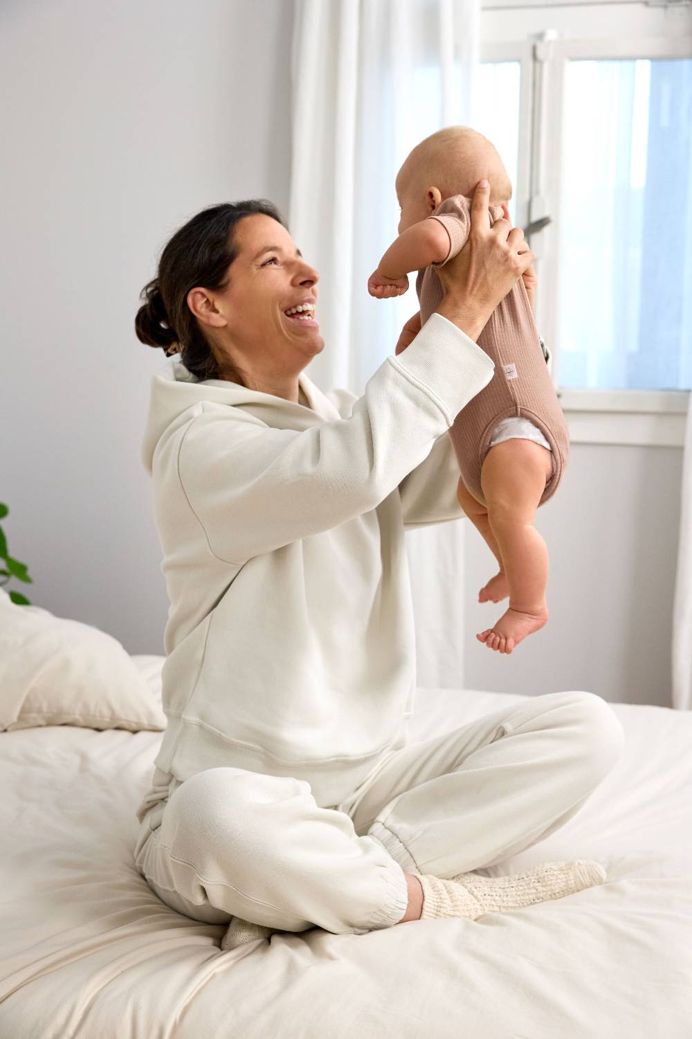 Lässig Baby Body Kurzarm - gerippt, Hellbraun 50% Rabatt mit kostenlosem Versand