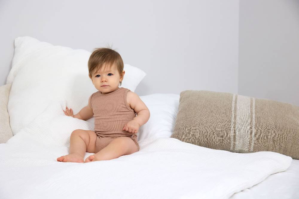 Lässig Baby Body - Ärmellos gerippt, Hellbraun Begrenzt auf 3 Tage