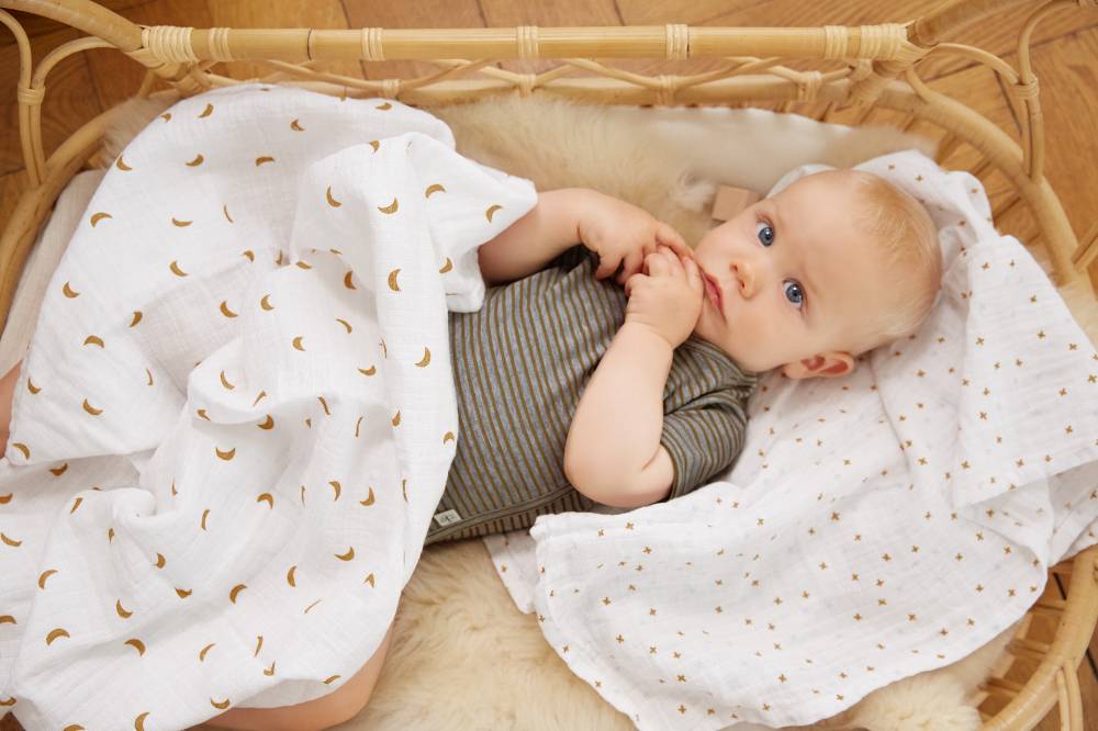 Lässig Baby Body kurzarm - Bio Baumwolle, Streifen, Grau meliert JETZT KAUFEN