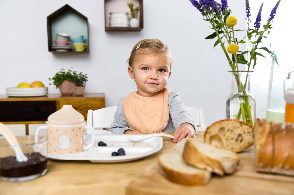 Lässig Lätzchen Neugeborene - Bibs Newborn, Little Spookies Peach im Angebot