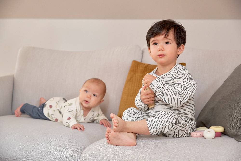 Lässig Baby Wickelbody kurzarm - Bio Baumwolle, Streifen, Grau Blitzangebot