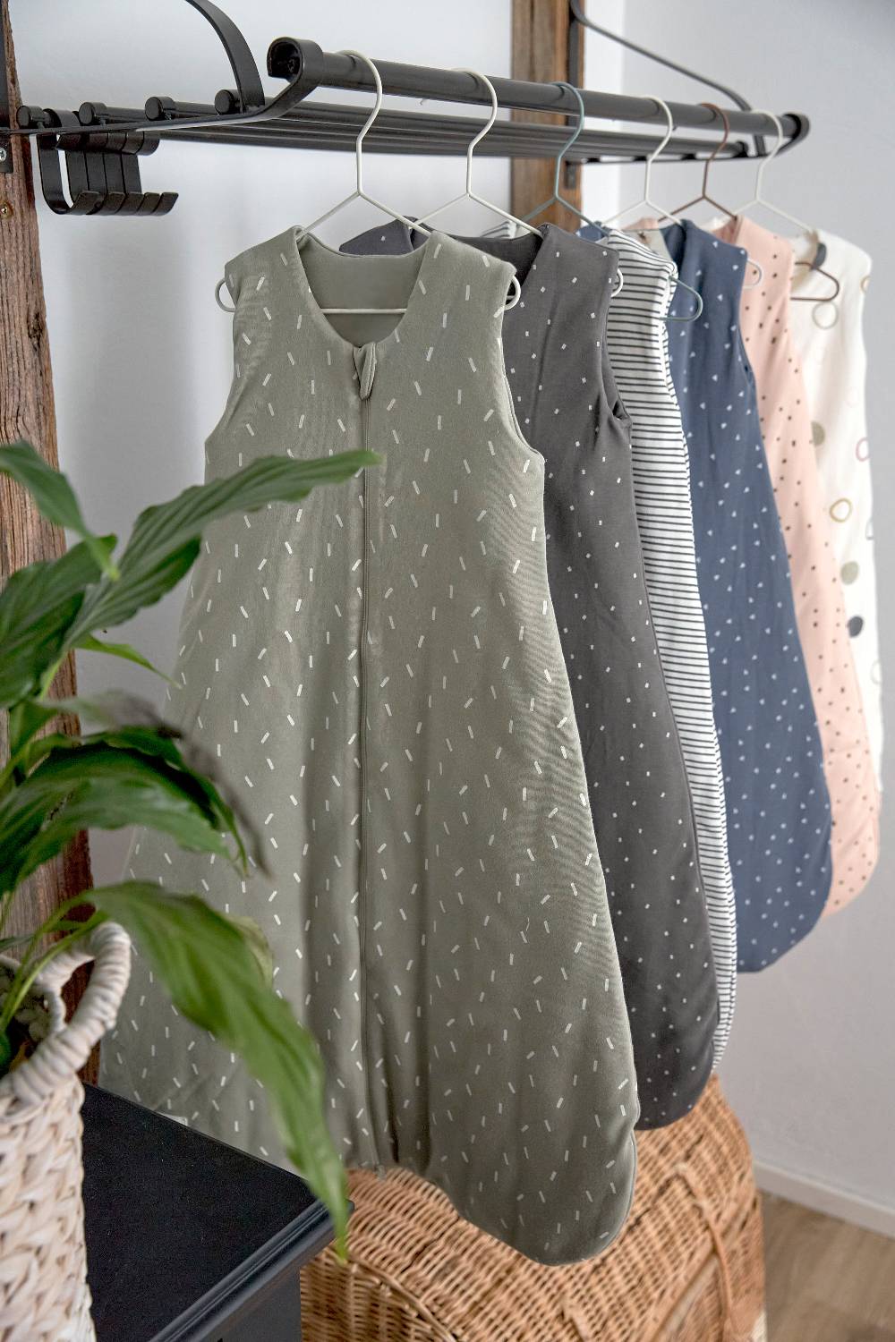Lässig Babyschlafsack 2,5 TOG - Spots Anthrazit Fabrikpreis