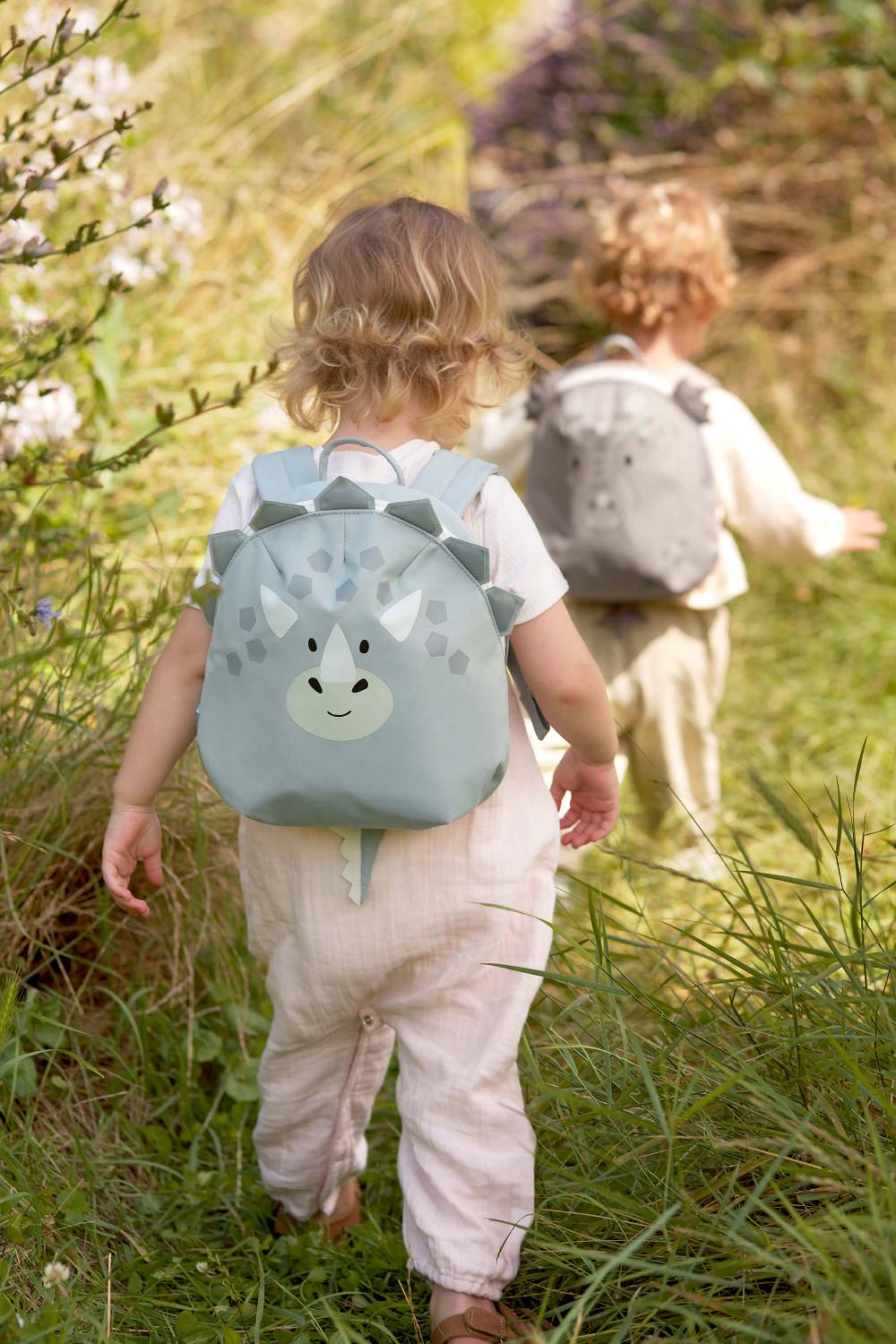 Lässig Kindergartenrucksack Tiny - Dinosaurier, Grau Zeitbegrenzte Promotion