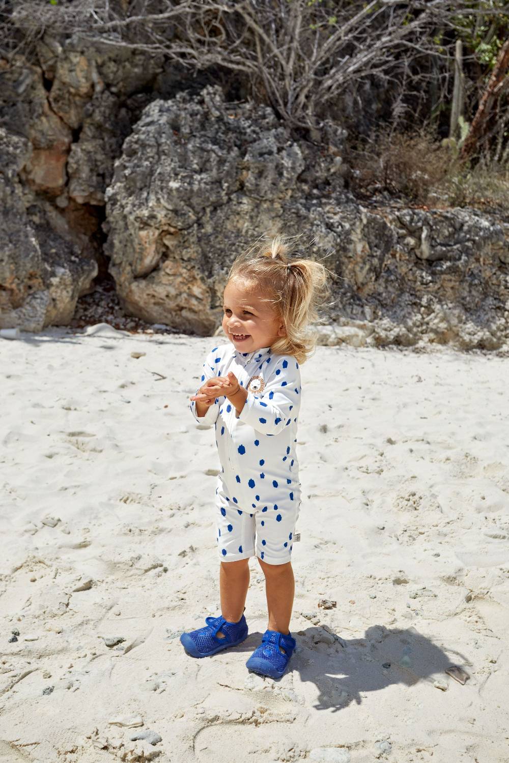 Lässig Schwimmanzug Kinder Kurzarm (UV Schutz) - Punkte, Blau Weiß Bestseller