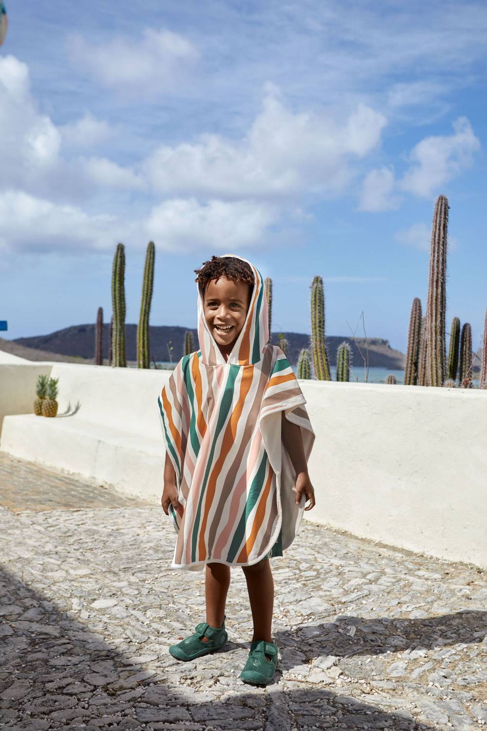 Lässig UV Badeponcho Kinder - Wellen, Rosa Weiß Kauf eins, bekomm eins gratis