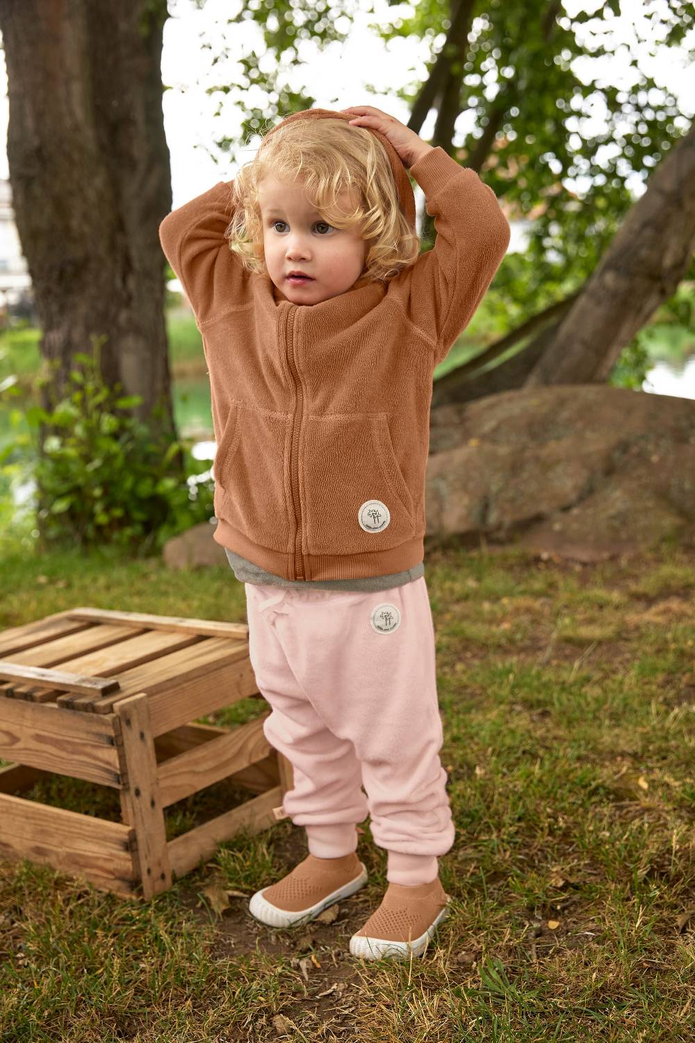 Lässig Kinderschuhe Sneaker - Little Gang, Karamell Im Verkauf