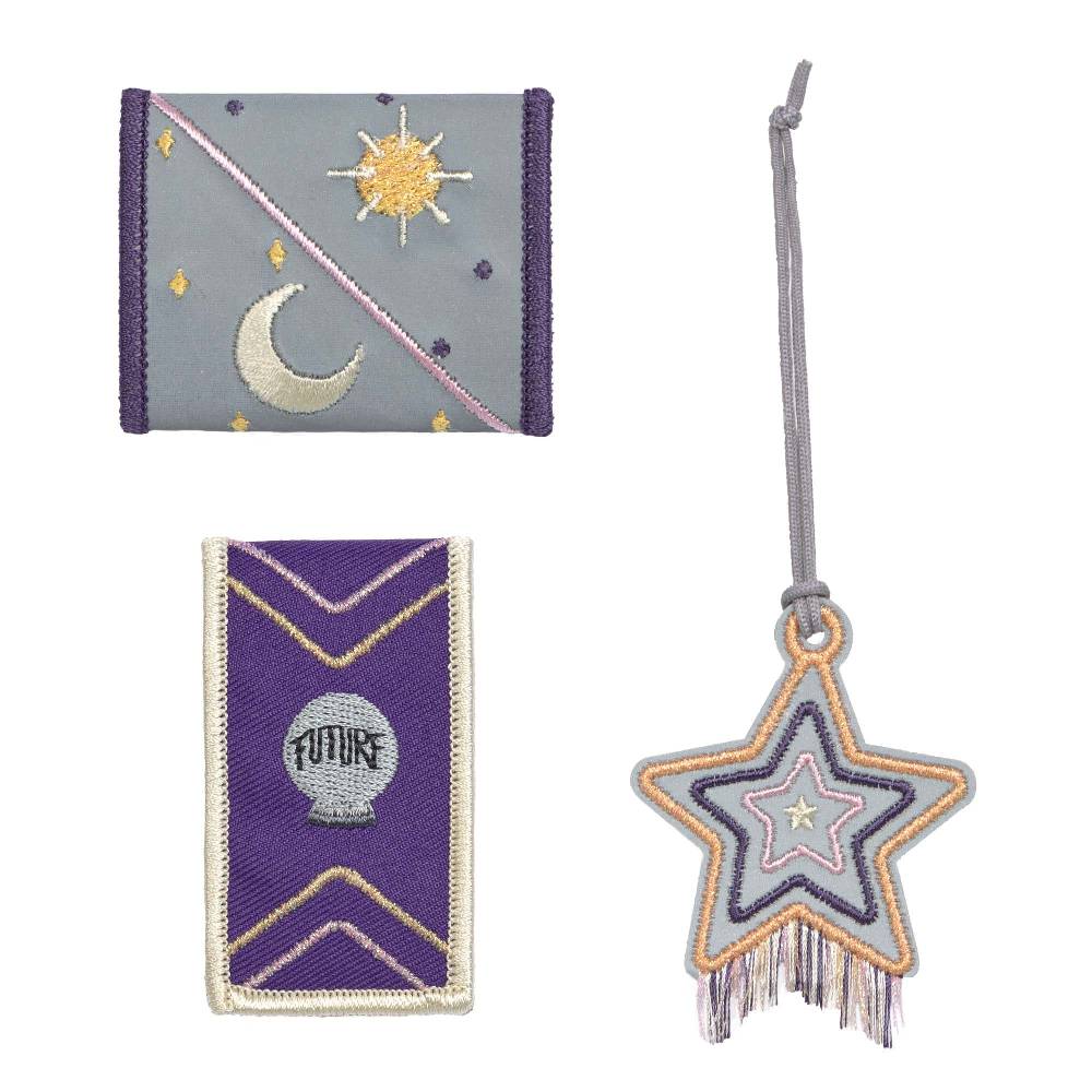 Lässig Anhänger & Patches - BOLD Match, Universum Black Friday