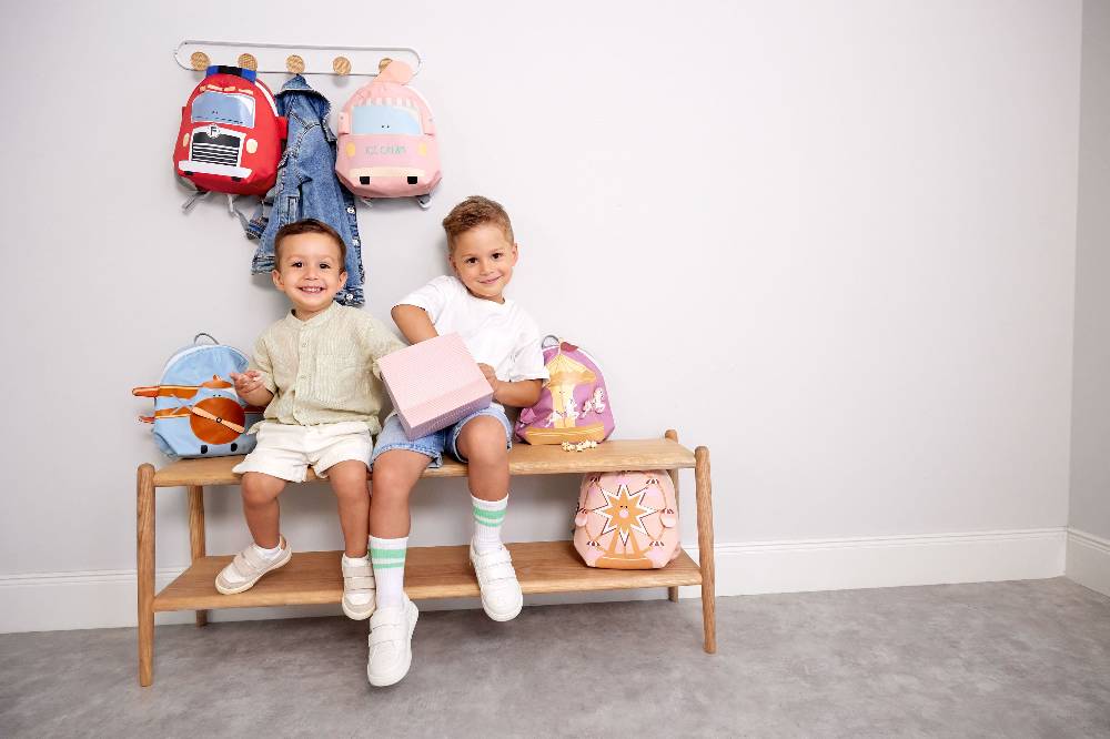Lässig Kindergartenrucksack Tiny - Propeller Flugzeug, Blau Discount Store für neue Produkte