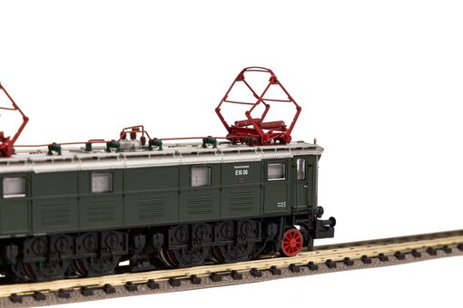 Piko N E-Lok E16 DB III Artikelnummer: 40355 Speichern exportieren