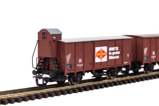 Piko TT 2er Set Gedeckter Güterwagen G02 DR III "Fortschritt" Artikelnummer: 47033 Angebote