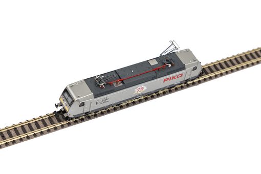 Piko N E-Lok BR 185 "PIKO Jubiläum" Artikelnummer: 40588 Fabrik Onlineshop