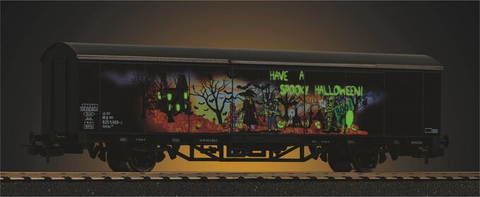Piko Gedeckter Güterwagen "Halloween" Artikelnummer: 27704 Heißer Verkauf
