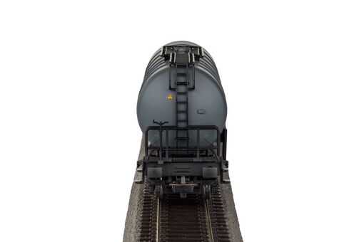 Piko Knickkesselwagen Esso SNCB V Artikelnummer: 24603 Neuheiten