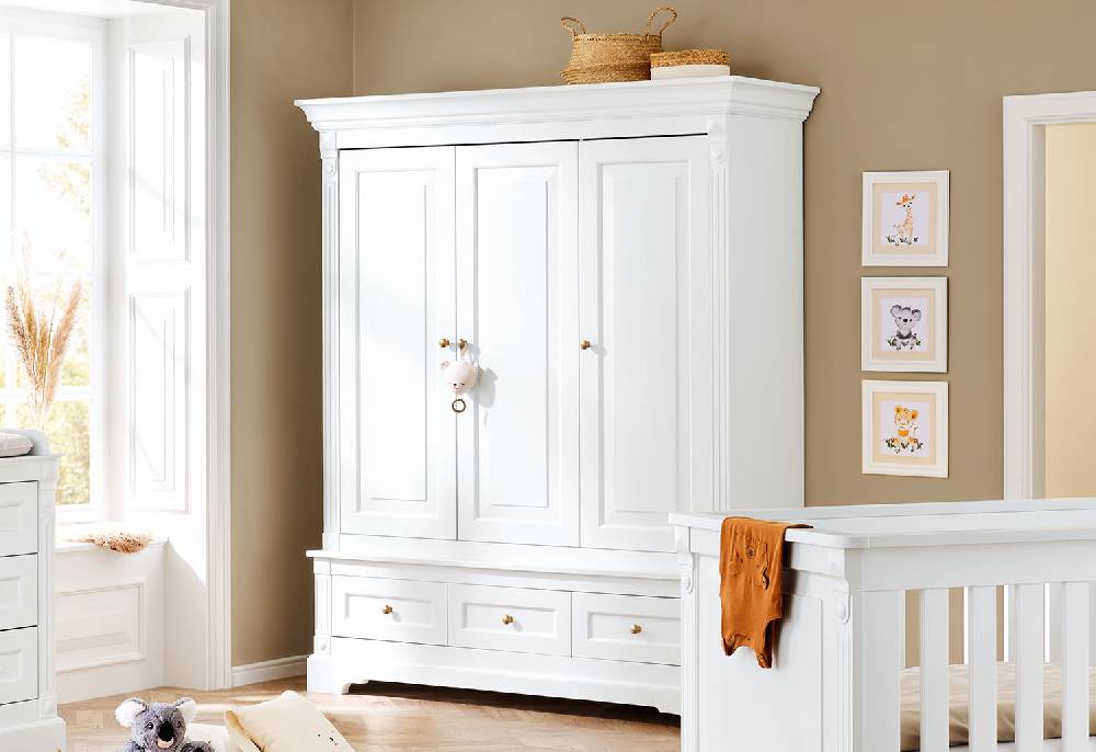 Pinolino Limited Edition - Kleiderschrank 'Emilia Gold' groß - Auslaufartikel Clearance-Verkauf
