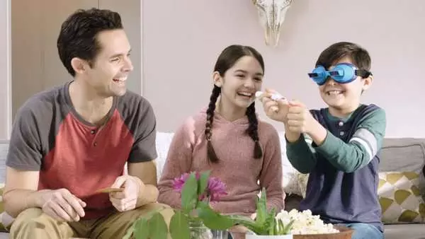 Ravensberger Matratzen The #UpsideDownChallenge Game - Kinderspiel ab 7 Jahren Sonderangebote
