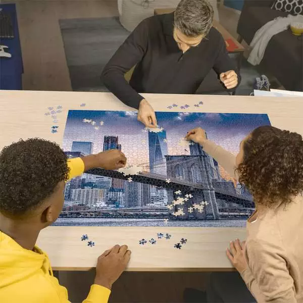 Ravensberger Matratzen Puzzle 2000 Teile - Von Brooklyn nach Manhatten 2025
