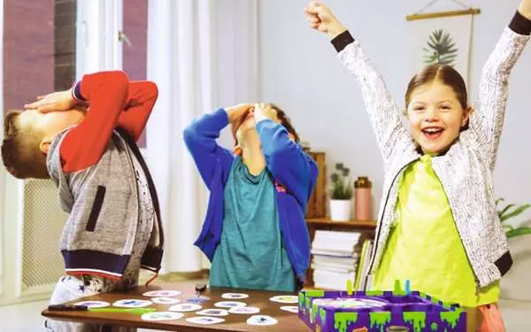 Ravensberger Matratzen Monsterstarker GlibberKlatsch - Kinderspiel ab 5 Jahren Letzte 3 Tage