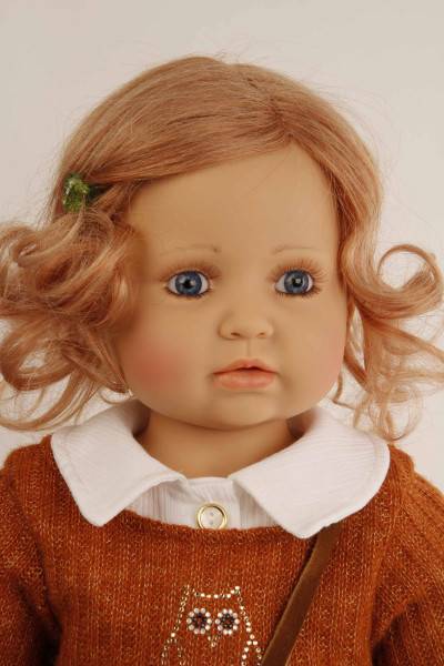 Schildkröt Manufaktur Puppe Anna-Maria 70 cm stehend von Brigitte Paetsch braune Haare, Kleidung rose/rot/weiss Blitzverkäufe