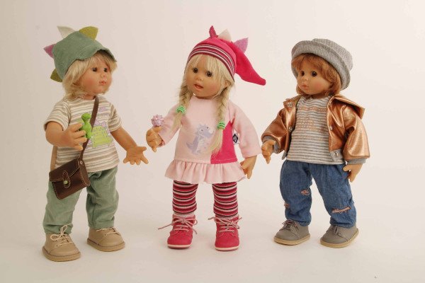Schildkröt Manufaktur Puppe Müller-Wichtel Willy 30 cm blonde Haare, Kleidung Dino Tiefpreis