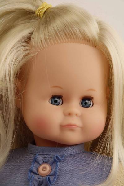 Schildkröt Manufaktur Puppe Schlummerle 37 cm blonde Haare, blaue Schlafaugen, Blumenkleidung rose/bleu Letzte 3 Tage