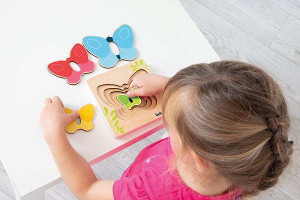 Schildkröt Manufaktur Lagen-Puzzle "Kleiner Schmetterling" by Beleduc Black Friday Preise