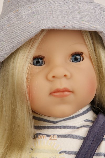 Schildkröt Manufaktur Stehpuppe Elli 52 cm blonde Haare, blaue Schlafaugen, sommerkliche Kleidung blau/weiss/gelb Blitzverkäufe