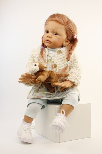 Schildkröt Manufaktur Puppe Greta 60 cm von Gudrun Legler, rote Haare, Kleidung mint/weiss Exklusive Angebote