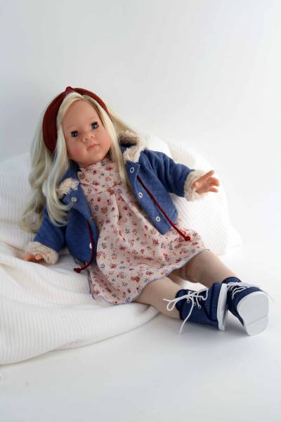 Schildkröt Manufaktur Puppe Elli 52 cm blonde Haare, blaue Schlafaugen, Kleidung winterlich blau/rose Zeitlich begrenztes Angebot