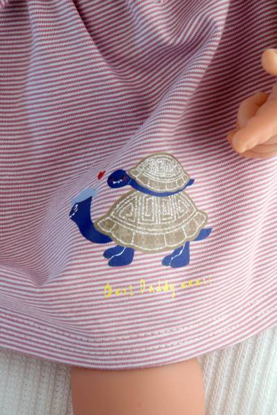 Schildkröt Manufaktur Baby Julchen 52 cm Malhaar, blaue Schlafaugen, Kleidung rose/gelb/weiss Blitzangebot