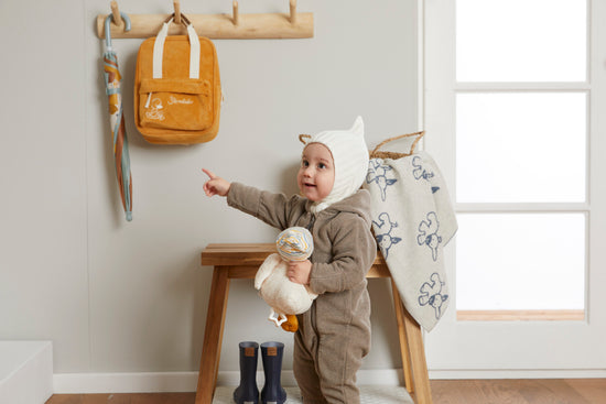 Sterntaler Mütze aus Strickware und Diagonalem Design Großer Ausverkauf