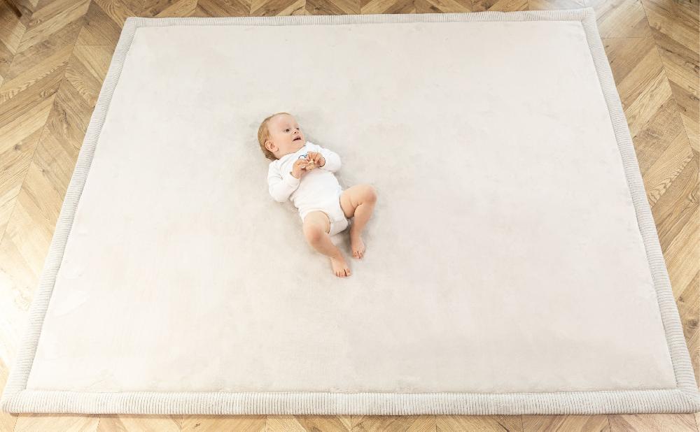 babymarkt Samtmatte-Spielmatte für Baby 200 x 150 cm Grau Lagerräumung