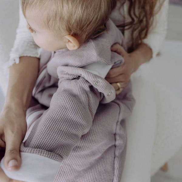 babywalz emma & noahWinterschlafsack mit abnehmbaren Ärmeln 3.5 TOG Essential Berry Bis zu 50% Rabatt