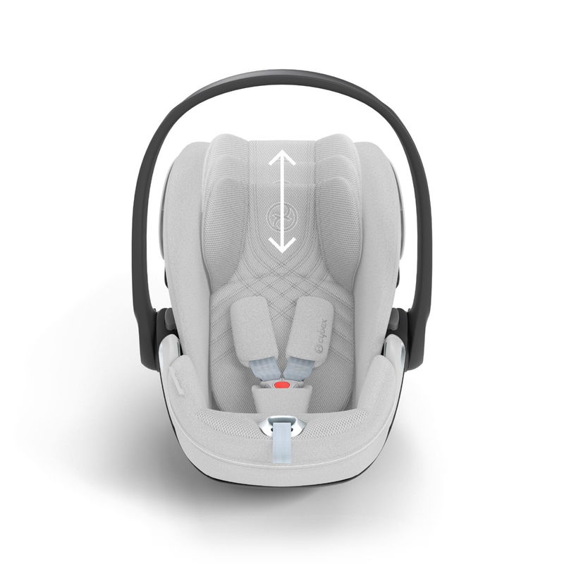 babyonlineshop CYBEX Cloud T i-Size Plus Platinum White Babyschale Nur noch ein Tag übrig